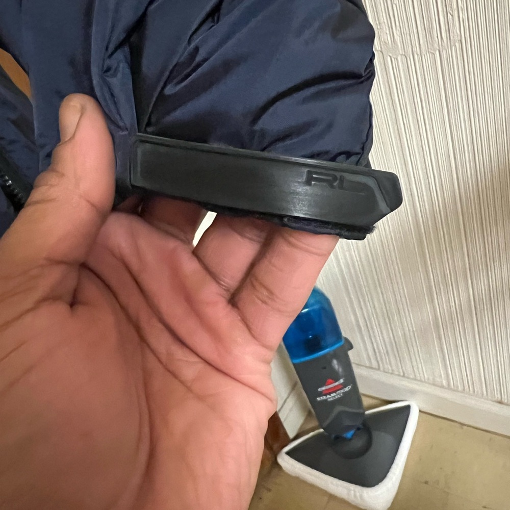 Ralph Lauren Puffer Coat. Like new. Pics say it all. - Picture 6 of 10